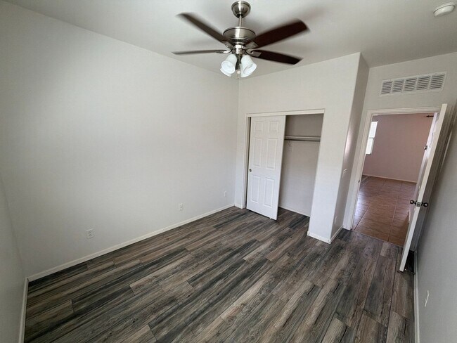 Building Photo - 14934 W Georgia Dr
