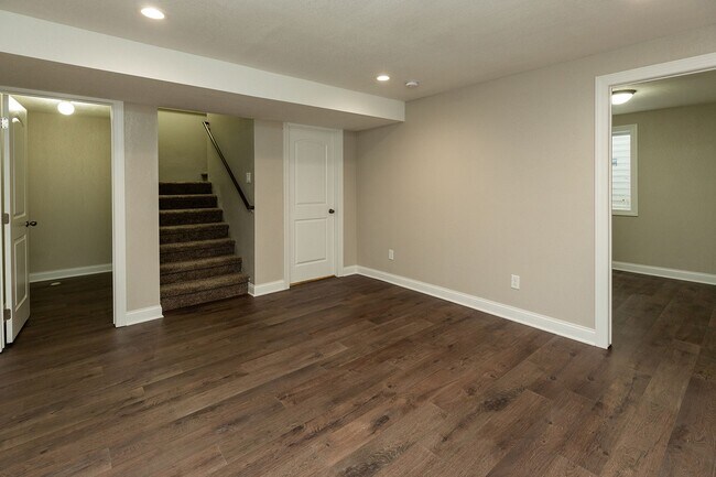 Building Photo - Perfect Single Family Home in Norwalk