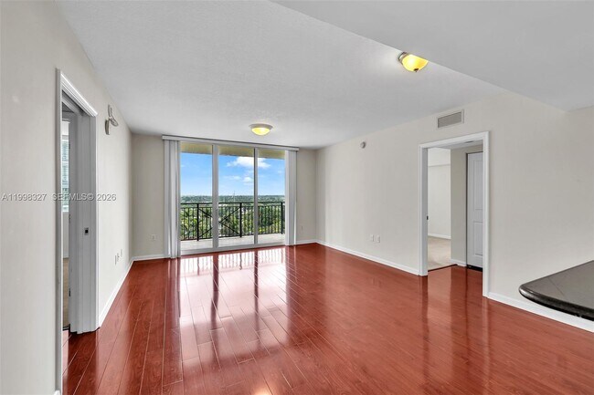 Building Photo - 610 W Las Olas Blvd