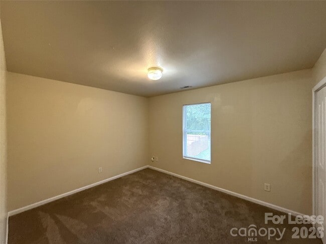 Building Photo - 6831 Sunman Rd