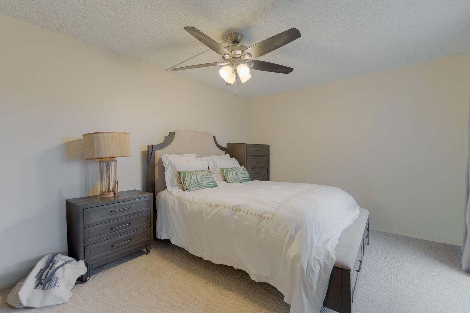 Building Photo - 393 Lake Arbor Dr