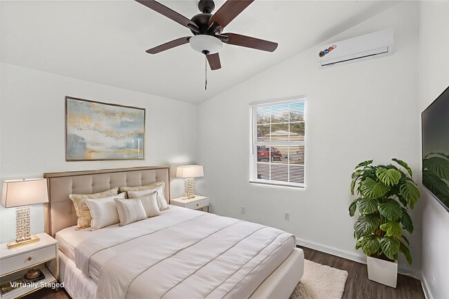 Building Photo - 4126 Paladino St