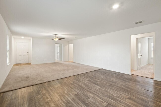 Building Photo - 15214 Harbor Lndg