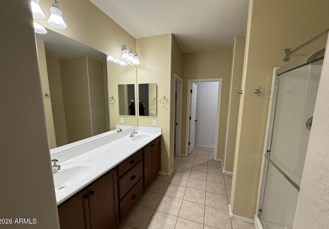 Building Photo - 3417 N San Marin Dr