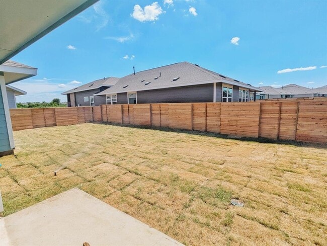 Building Photo - 158 Gresham