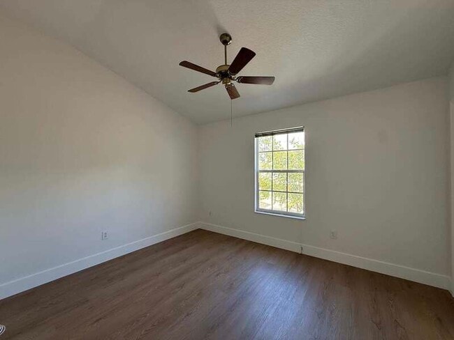 Building Photo - 2608 Chelsea Manor Blvd