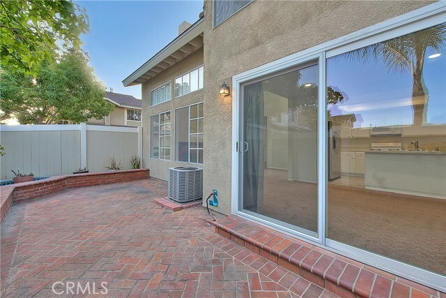 Building Photo - 26222 Fern Glen
