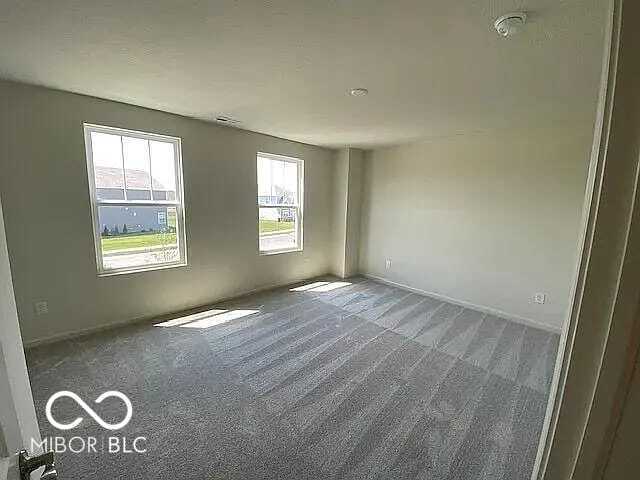 Building Photo - 4957 Oak Hl Dr