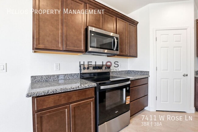 Building Photo - 7411 W Rose Ln