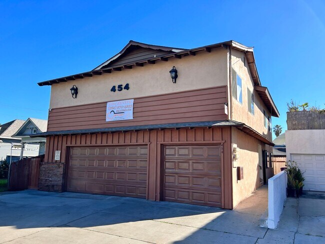 Building Photo - LB0454-9th
