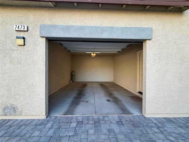 Building Photo - 7473 Garnet Moon St