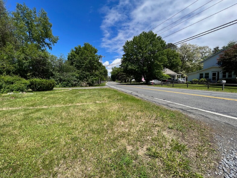 Building Photo - 1411 Dunnsville Rd