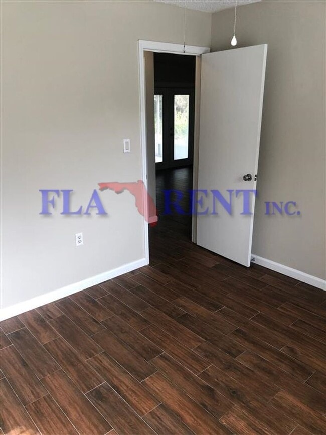 Building Photo - Coming soon...3/2 Single Family Home located in Deltona Lakes