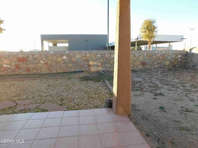 Building Photo - 3313 Tierra Espada Dr