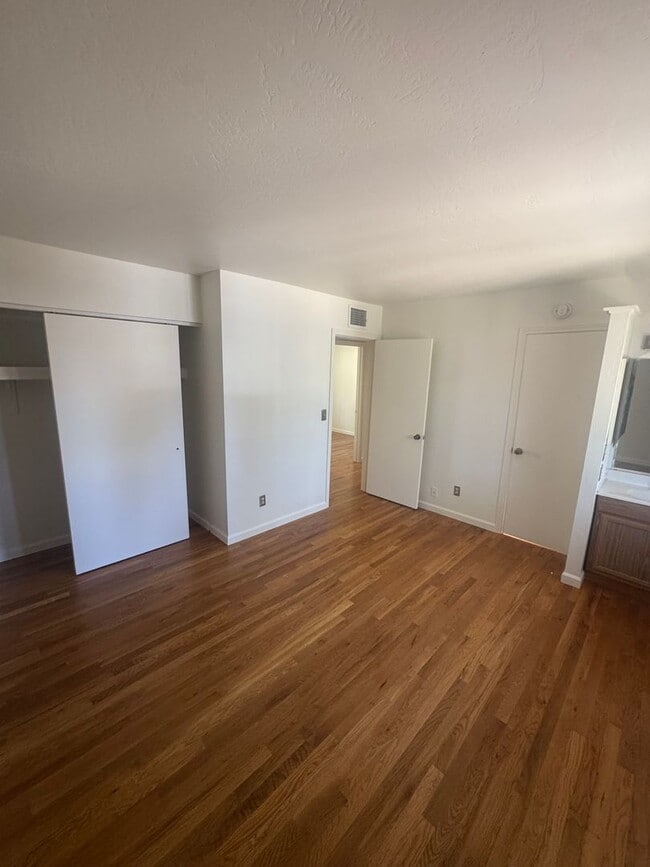 Building Photo - Charming Home in Kachina Village- Ready fo...