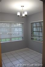 Building Photo - 384 Linwood Dr