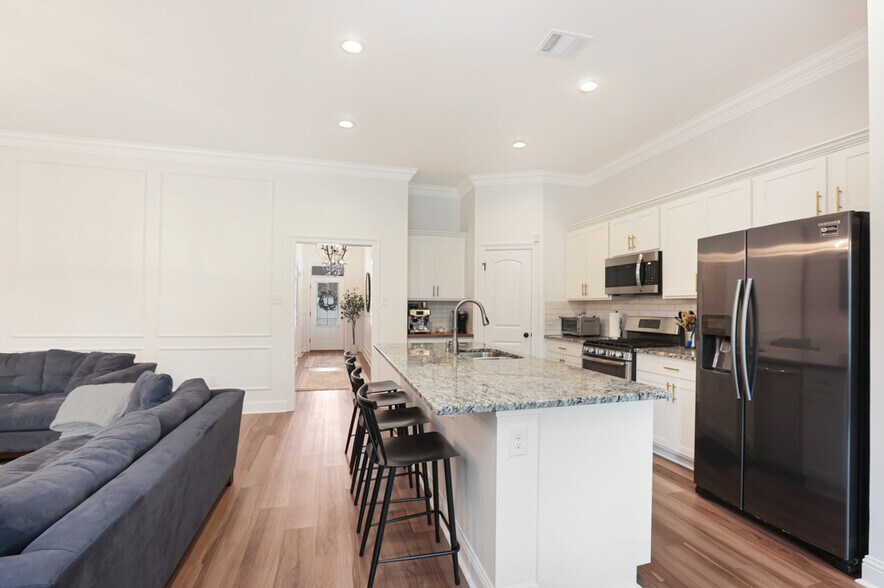 Building Photo - 2429 Bald Cypress Dr