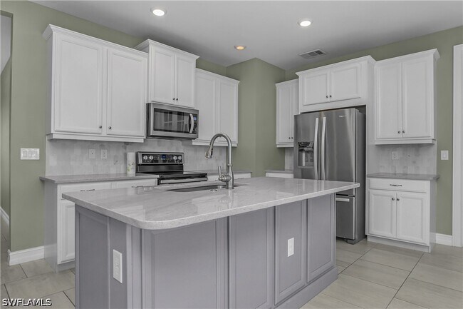 Building Photo - 28358 Captiva Shell Lp