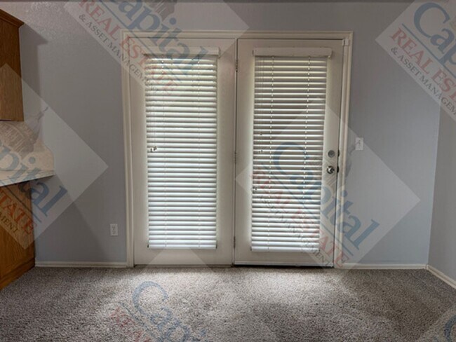 Building Photo - 1720 Briarcreek