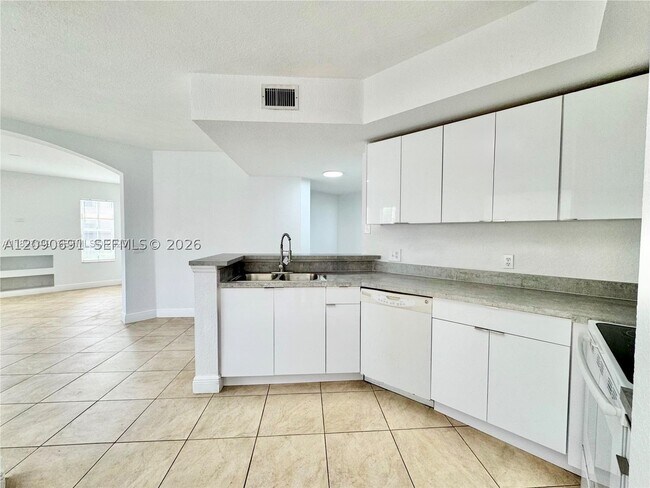 Building Photo - 507 Belmont Ln