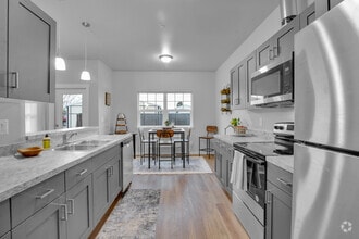 Building Photo - Cleveland Crossings