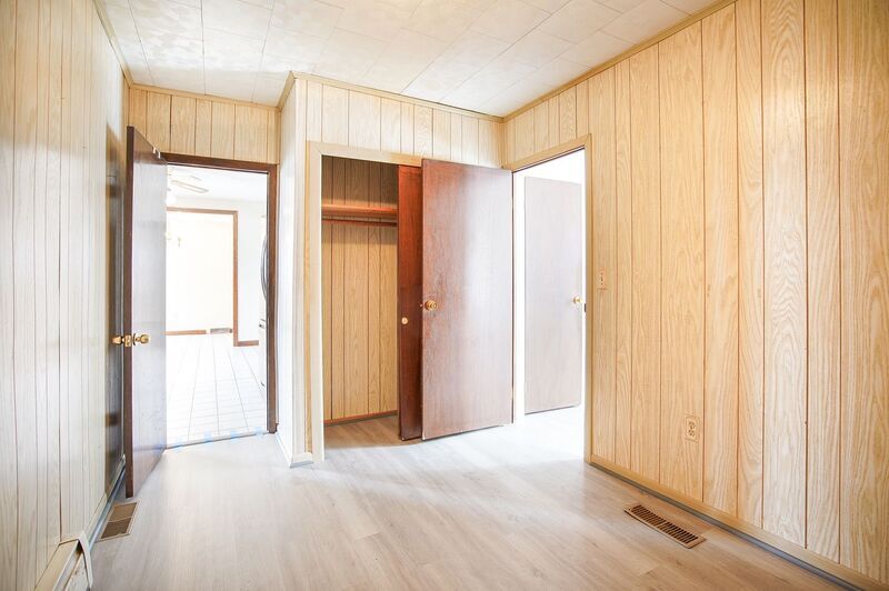 Building Photo - 13 Weston St