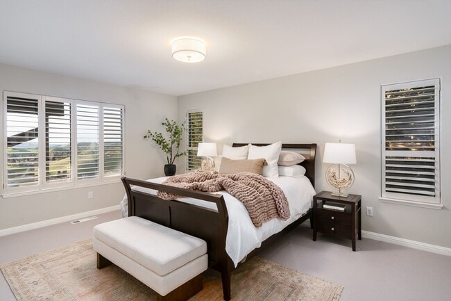 Building Photo - 4 Bed 3.5 Bath In Round Hill Estates North
