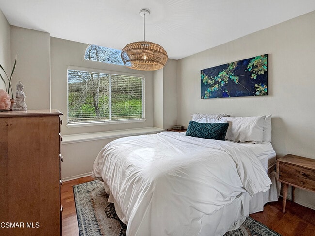 Building Photo - 264 Ridgeton Ln