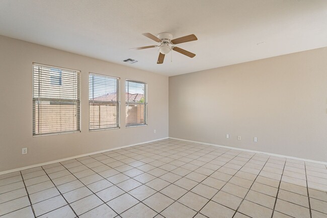 Building Photo - Home in Chandler for rent