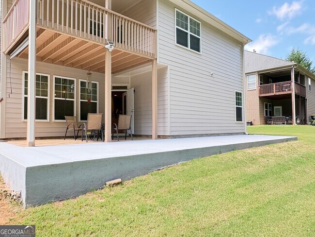Building Photo - 5510 Ivy Nole