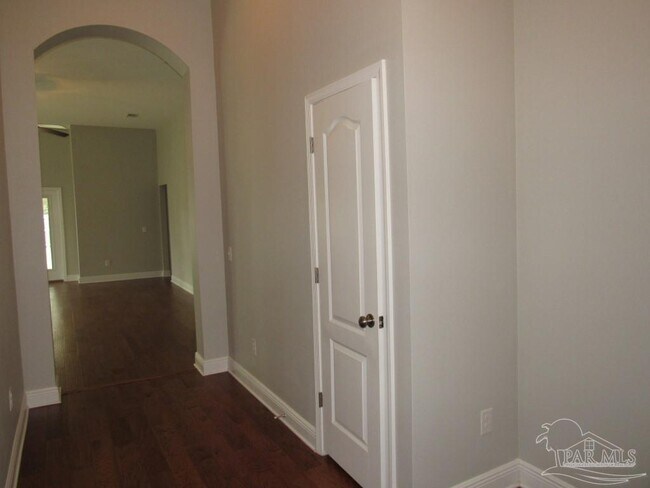 Building Photo - 8701 Rush Ln