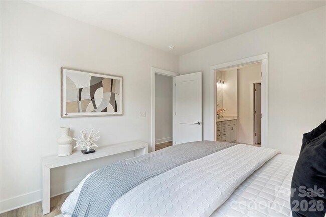 Building Photo - 3405 Holabird Ln