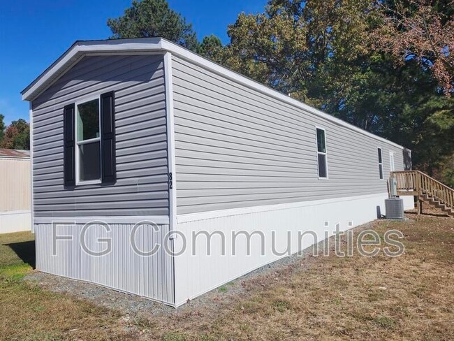 Primary Photo - 711 Leasburg Rd