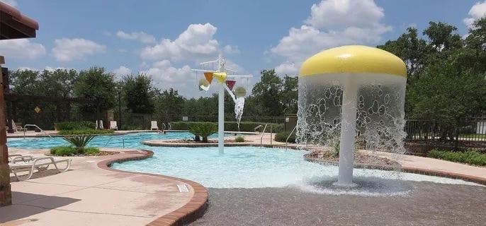 Community Pool and Splash Area - 5027 Italica Rd
