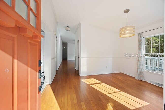 Building Photo - 65 River Tree Cir