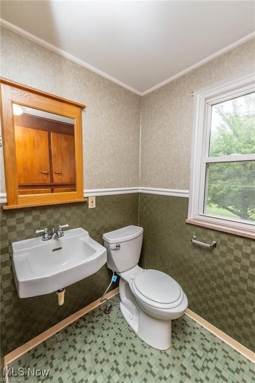 Building Photo - 9423 Highland Dr