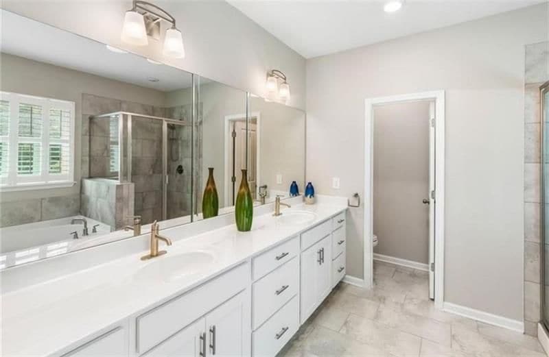 Building Photo - 4260 Essex Pond Wy