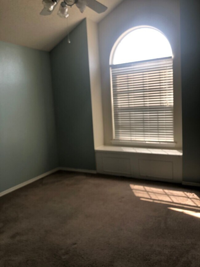 Building Photo - Home Sweet Home!!! November 2022!