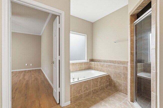 Building Photo - 4434 Mallow St