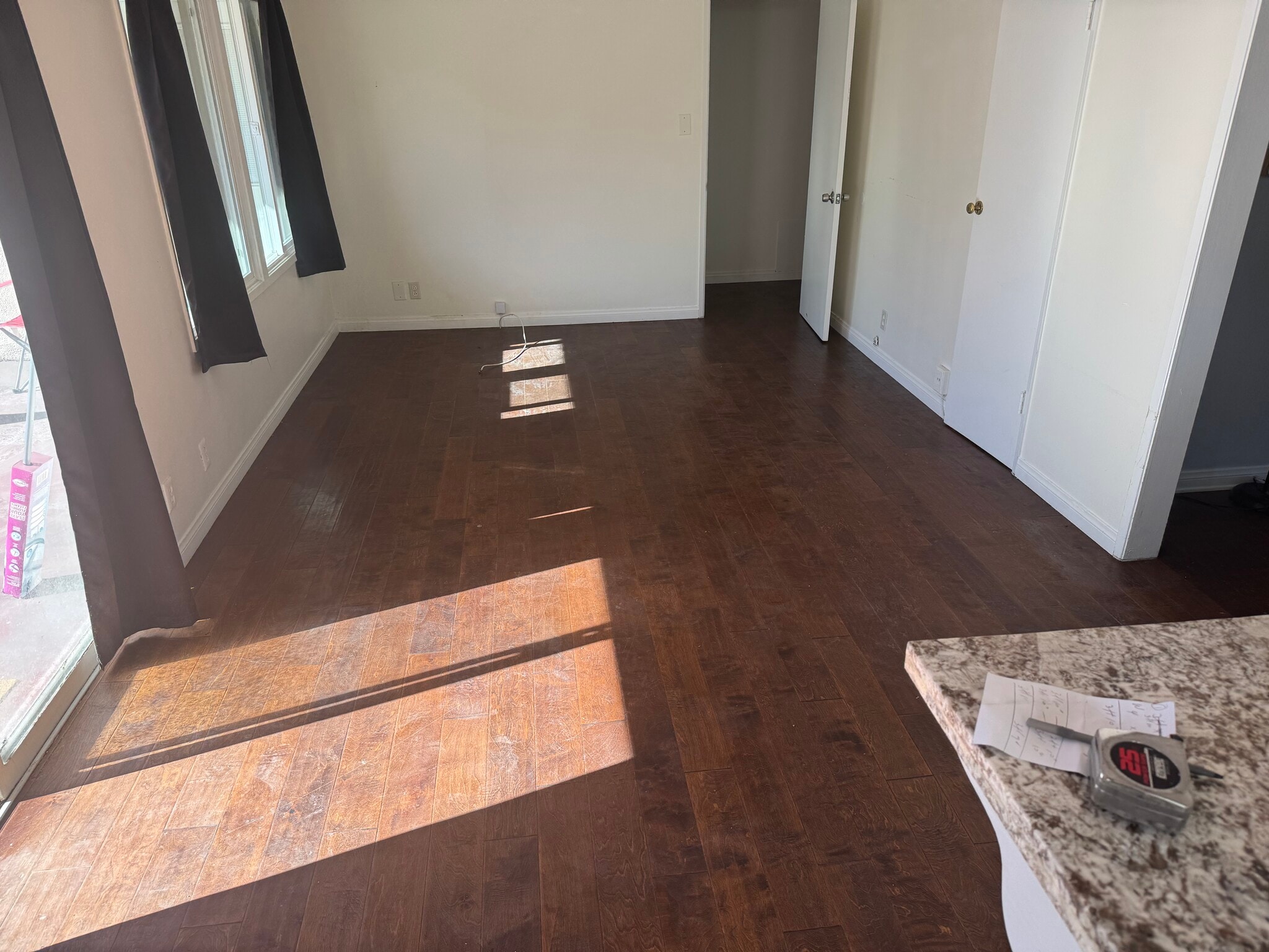 Building Photo - 22222 Vanowen St