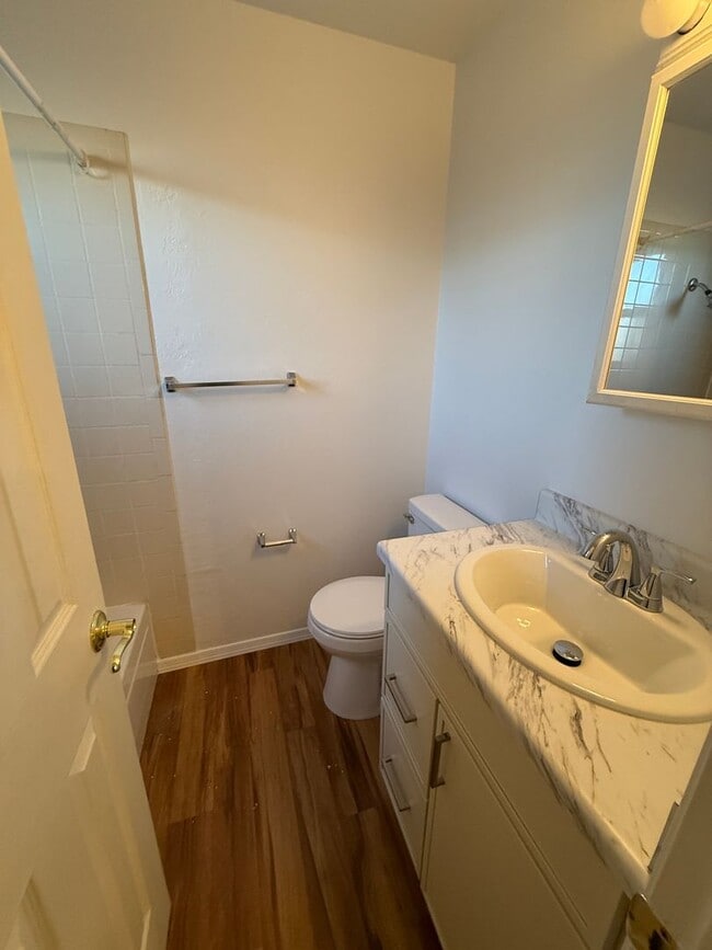 Building Photo - Newly renovated Upstairs condo- 2 bedroom, 2 full baths