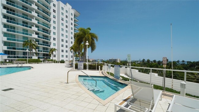 Building Photo - 7918 Harbor Island Dr