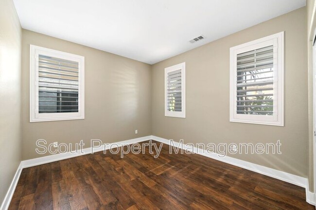 Building Photo - 27419 Anselmo Way