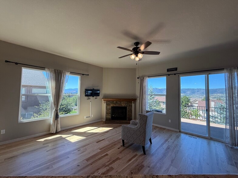 Building Photo - 15834 Kansas Pacific Ct