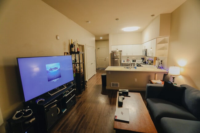 Building Photo - 9716 Holman Rd NW