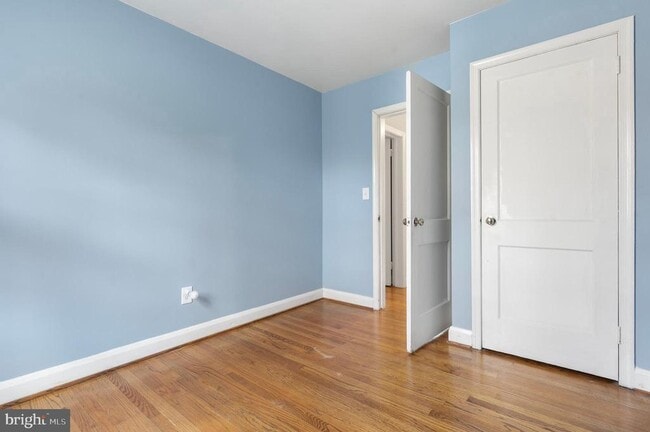 Building Photo - 1618 Myamby Rd