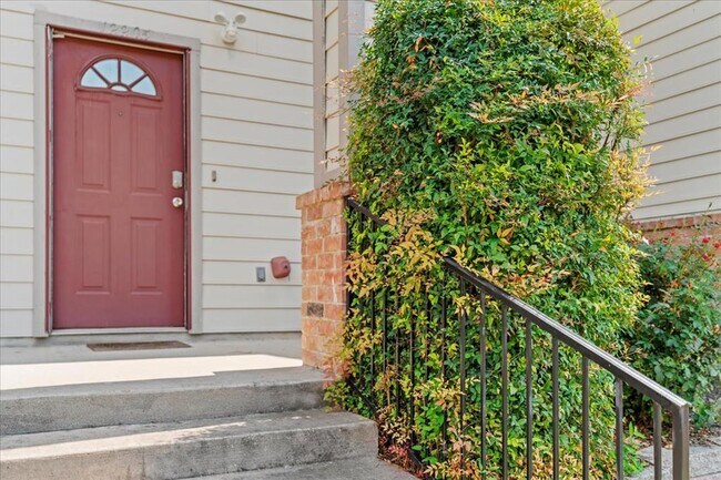 Primary Photo - 12185 Chelsea Glen Pl
