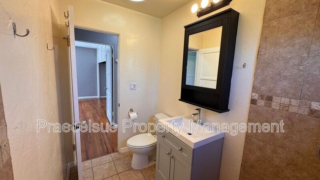 Building Photo - 37 E J St