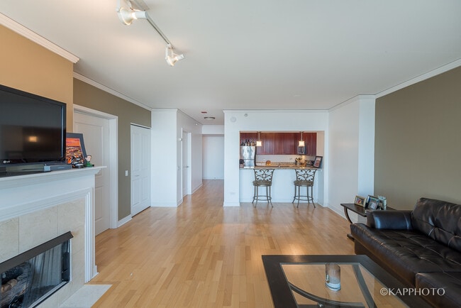 Building Photo - 200 N Jefferson St