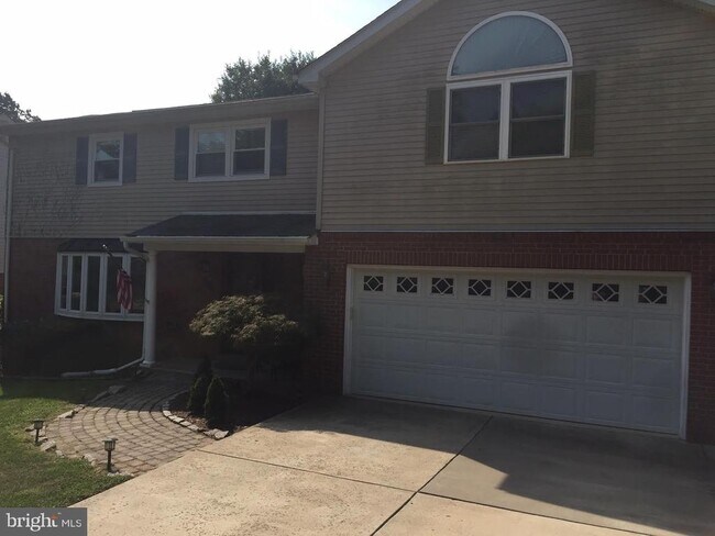 Building Photo - 7012 Galgate Dr